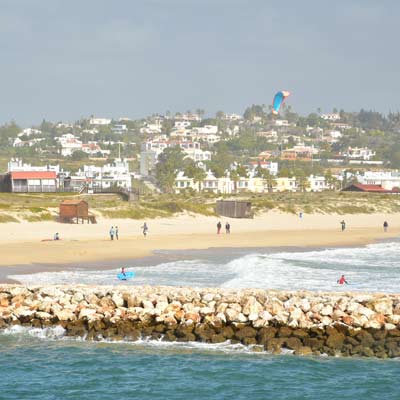 Meia Praia kite-surfing