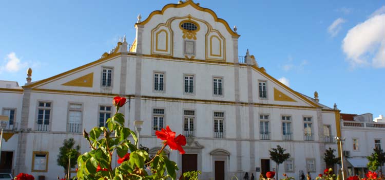 La iglesia principal de Portimão